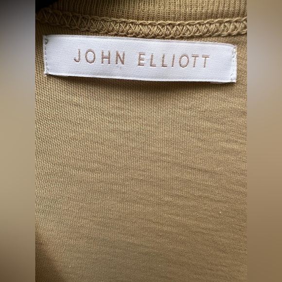 John Elliott Women's Supima Asymmetrical Tee - Picture 8 of 10